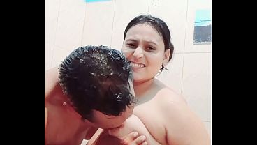 Bercinta Liar Di Kamar Mandi Desi