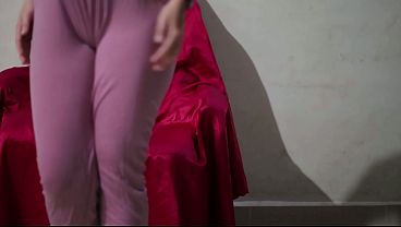 Cewek Chindo Satin Tank Top Pamer Memek Montok Ke Kamera Bokep Indo Hot