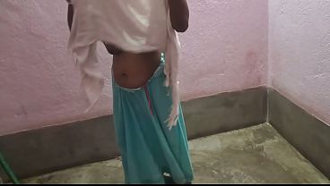 Desi Cewek Super Seksi Baru Jilat Batang Gede