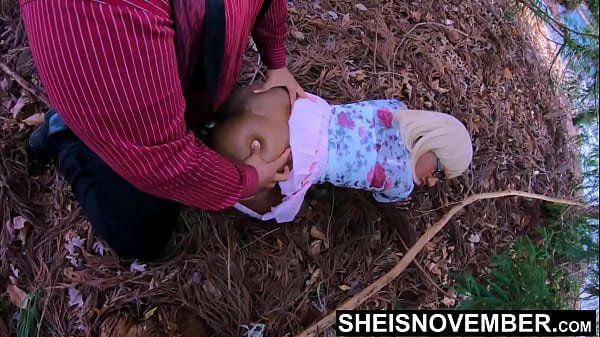 Kecil Manis Putri Tiriku Sheisnovember: Dientot Mentah-mentah Di Hutan Oleh Ayah Tiriku Dengan Kontol Besarnya