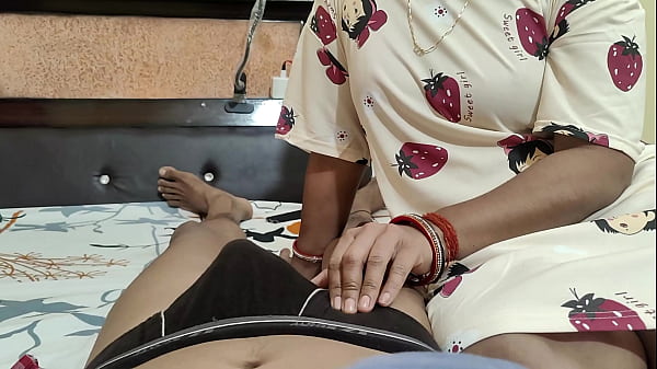 भारतीय जोड़े की रातों की गर्म सेक्स स्टोरी, देसी रोमांटिक मूड में चुदाई