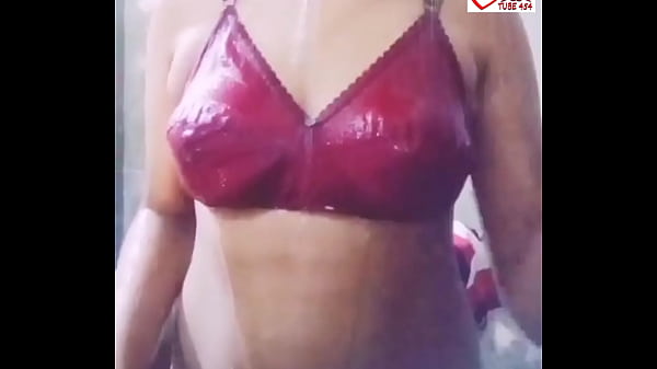 Real Desi Cewek Shawar Dijilat Jari Sampe Crot