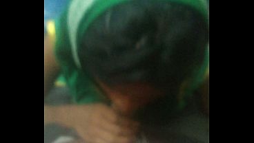 Desi Aunty Ngemis Di Kereta Lokal, Ngentot Panas Abis