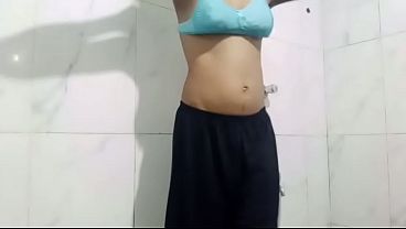 Video Viral! Desi Cewek India Tiri Ngeseks Panas Banget