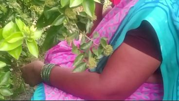 Bhabhi India Desa, Ngentot Di Luar, Panas Dan Basah.