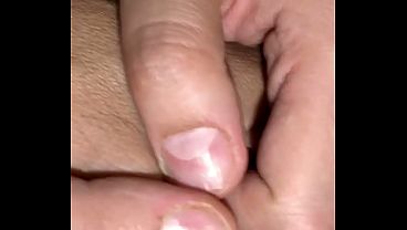 سعودية نار تتناك مع تونسي فحل، كسها مبلل وصوتها يهيج الجو