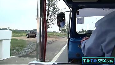 Ibu-ibu Thailand Di Jalan Digetak Trus Dibawa Muter-muter Buat Main.