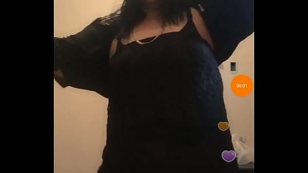 Ibu-ibu Montok Goyang-goyang Di Bigo Live, Bikin Ngilu