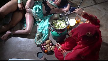 Ibu Tiri Dapur Xxx, Ibu Tiri India, Ibu Tiri Desi Dalam Bahasa Hindi, Ibu Tiri Desi Yang Bikin Dapur Makin Panas.