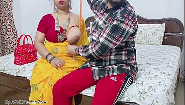 Penjahit Ngewein Cewek India Seksi Di Tokonya, Suara Hindi Bikin Makin Panas