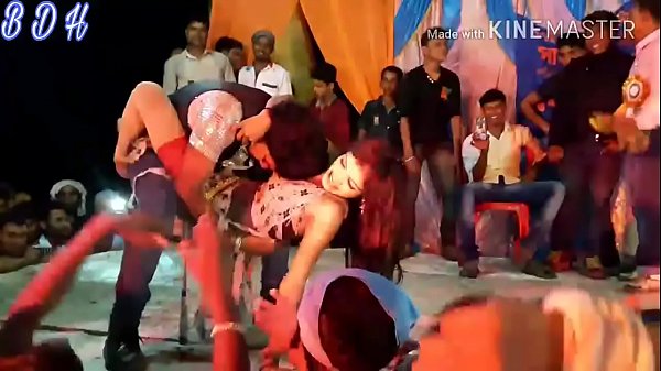 Tarian Bhojpuri Arkestra Yang Bikin Makin Panas, Goyangannya Bikin Ngilu Di Sela-sela
