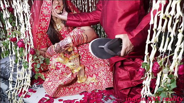 Nikah India Malam Pertama Super Hot, Gaya Erotis Penuh Gairah