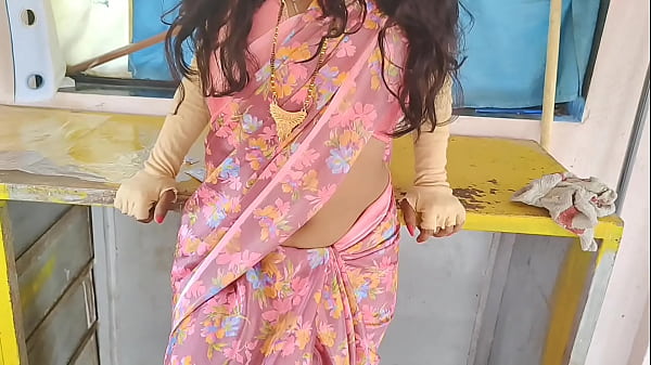 কামওয়ালি বাই ও মকান মালিকের দেশি সেক্সের গরম কাহিনি