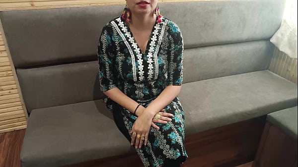 Jija Ji Ngiler Lihat Tubuh Seksi Saali, Langsung Ngewe Memek Dan Bontotnya Pakai Suara Hindi Bikin Makin Panas.