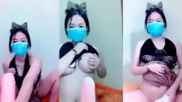 Cici Molly Ngangkang Lebar, Omek Pakai Dildo Mangga, Becek Basah Kuyup.