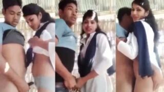 Desi Cewek Ngewe Pacar Nepalnya Di Kampus, Gaya Pelajar India Yang Bikin Makin Panas.