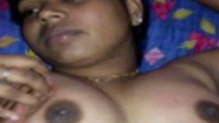 Desi Perawat Kamini Dari Kerala, Goyang-goyang Bikin Minta Jatah – 4