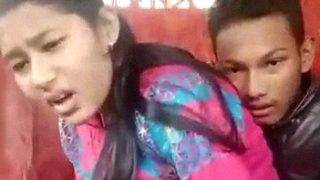 Pertama Kali Ngewe, Cinta Monyet Kampus India Yang Panas Dan Liar
