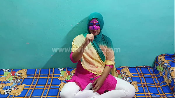 जीजू, दीदी को मत बताना मेरे बारे में, पूजा की चुदाई की आवाज़ सुन ले
