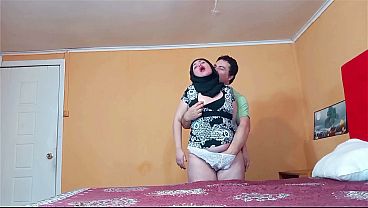 Wanita Berjilbab Digojlok Gaya Doggy