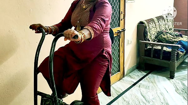 Bhabhi India Panas Ngewe Sama Bocah Gym, Crot Di Mana-mana