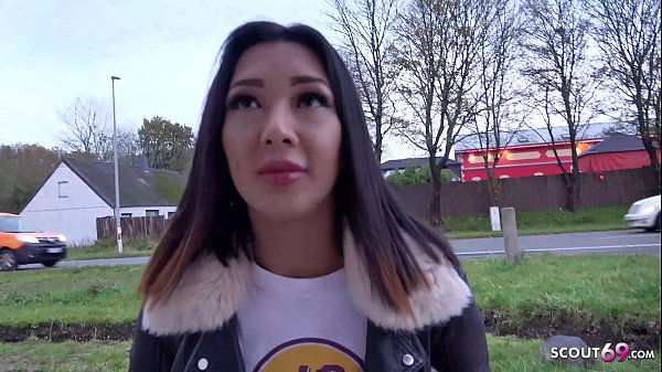 German Scout Ngentotin Thai Teen Kitty Dari Flensburg Di Casting Jalanan Beneran