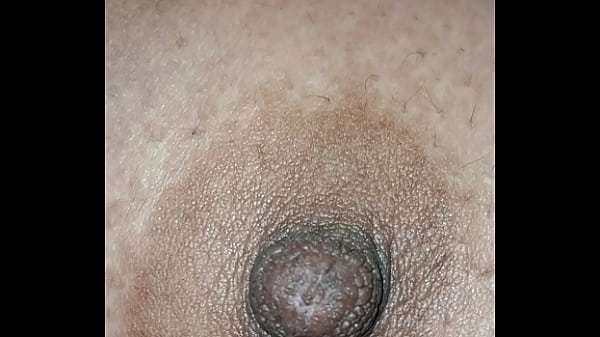 Desi Cewek Montok, Pentilnya Kelihatan Jelas, Bikin Pengen Jilat
