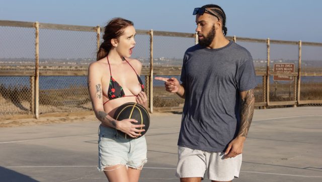 Bola Basket Ngebor, Cewek Manis Dijabanin Kontol Gede