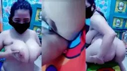 Tante Tobrut Montok Pamer Tubuh Bugil Sambil Nungging Bikin Muncrat.