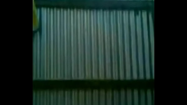 Desi Cewek Lagi Live, Pamer Tubuh Sambil Ngomongin Hal Panas.