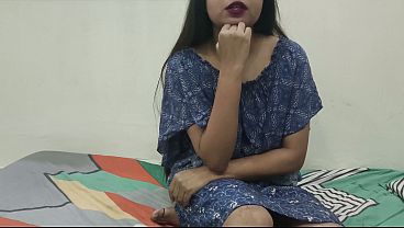 Ganti Baju Di Depan Kakak Tiri Sambil Dia Nonton Bokep, Bikin Dia Makin Ngaceng.