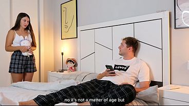 Kakak Tiri Ngewe Adik Tiri Perawan, Pancut Di Dalam Memek Sempitnya!